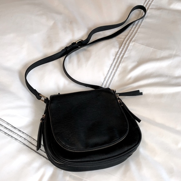 Black Vegan Leather Crossbody Bag - Picture 1 of 3